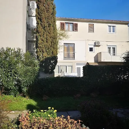 Apartmán Sandra 1820 *